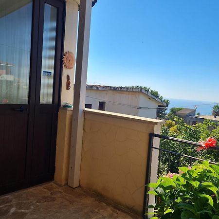 B&B La Casa Di Martina ザンブローネ エクステリア 写真